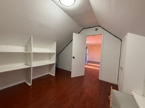 Building Photo - 16725 SE Naegeli Dr