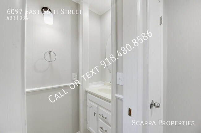 Building Photo - 6097 E 56th St