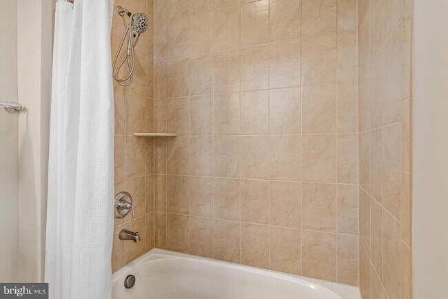 Building Photo - 4531 Westhall Dr