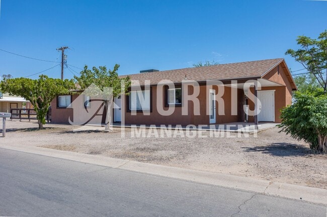 Primary Photo - Great Home in the Heart of Eloy