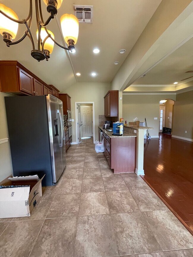 Building Photo - LEGACY SUBDIVISION- PET FRIENDLY
