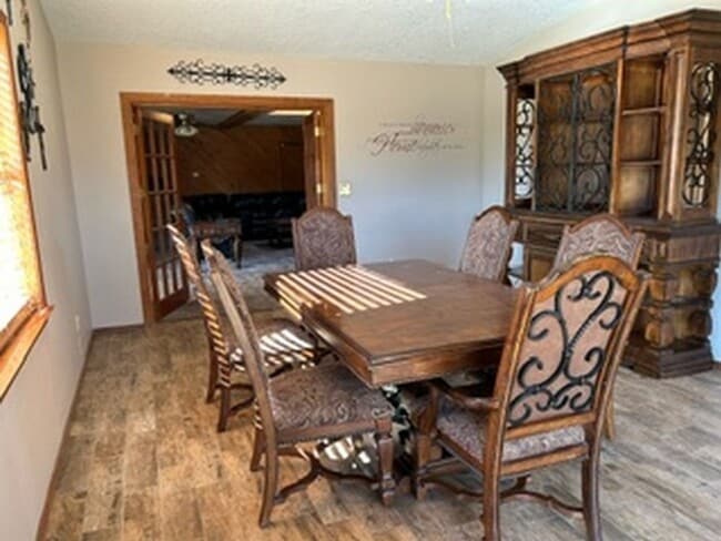 Building Photo - FURNISHED RENTAL, 3 bedroom with 4 car garage