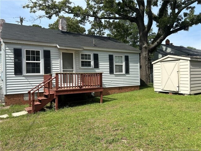 Building Photo - 200 Kirkland Dr