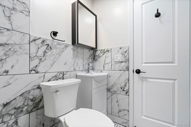 Building Photo - 42-27 214th Pl