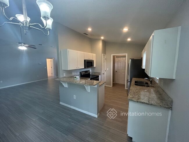 Building Photo - 6511 Shepherd Oaks Rd