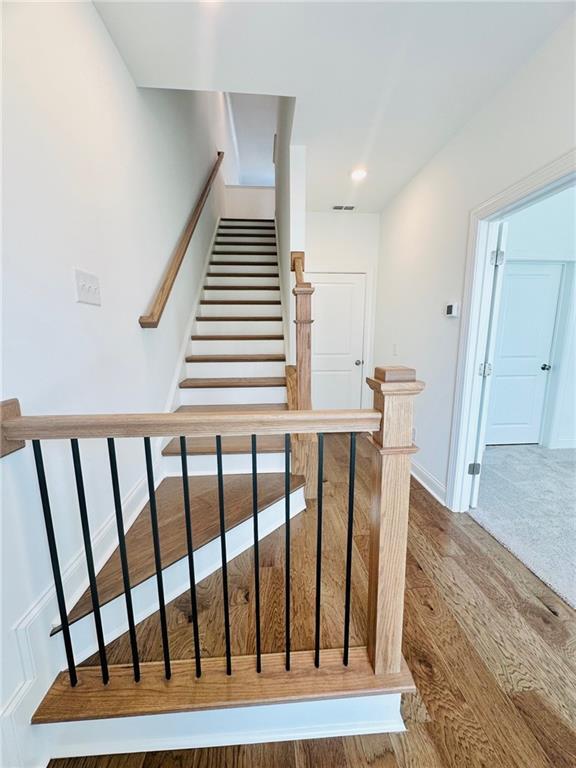 Building Photo - 512 Healy Dr