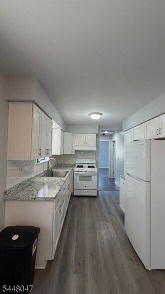 Building Photo - 622 Bergen St