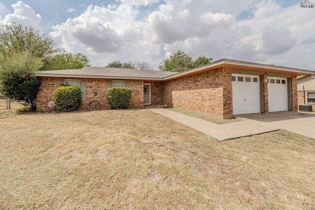 Building Photo - 9 Lackland Cir