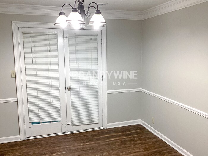 Building Photo - 8421 Timberlake Dr