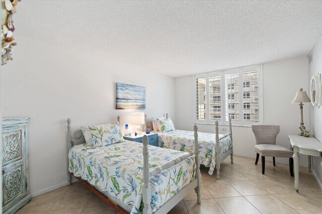 Building Photo - 3301 S Ocean Blvd