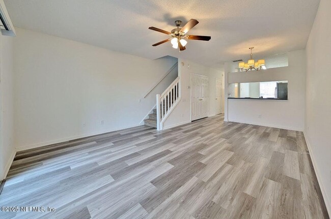 Building Photo - 12311 Kensington Lakes Dr