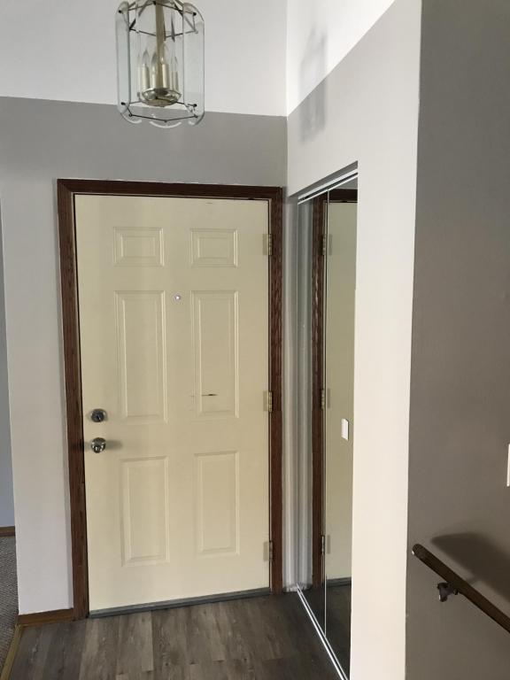 Building Photo - 5623 Santa Barbara Dr