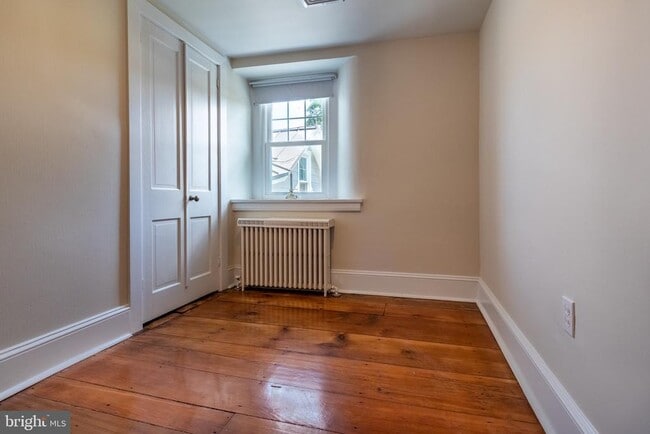 Building Photo - 110 Lyndell Rd