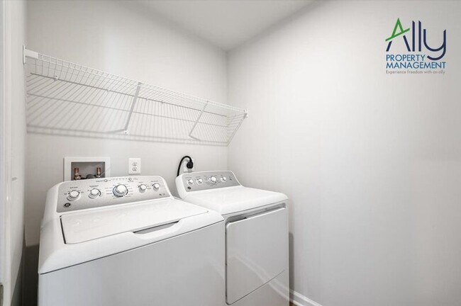 Building Photo - 54 Sophie Kathryn Dr