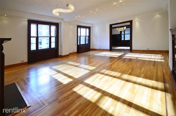 Primary Photo - 855 7TH Ave