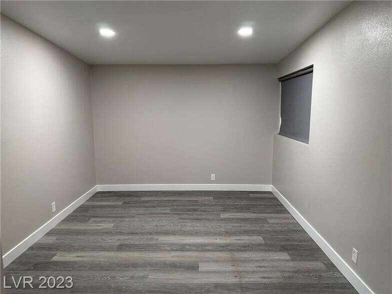 Building Photo - 2753 Talbot St