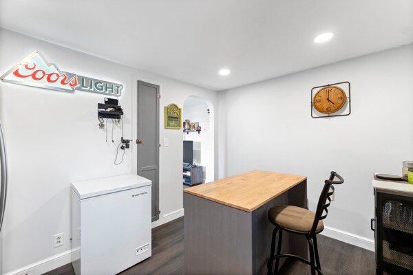 Building Photo - 30 Liberty St