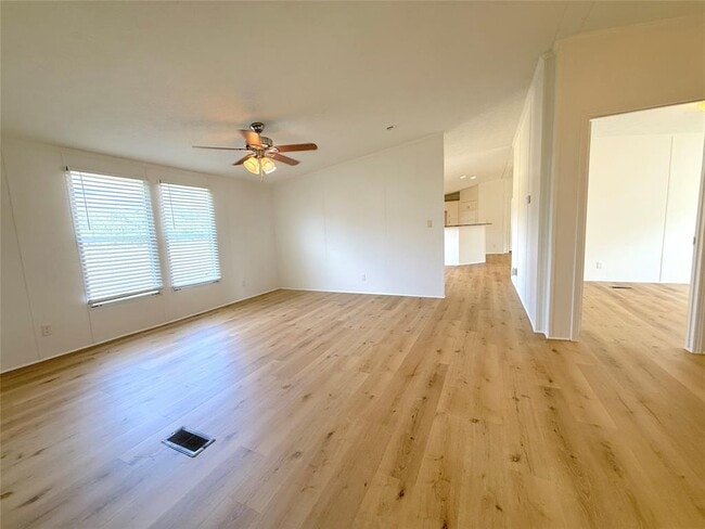 Building Photo - 3063 Co Rd 484
