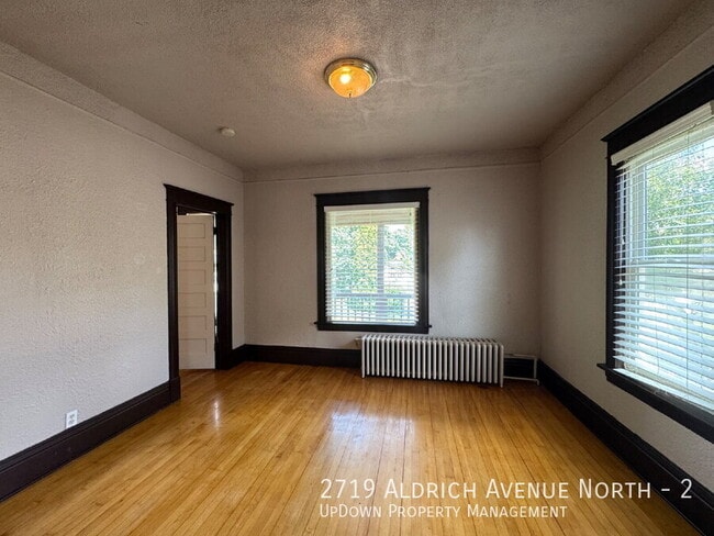 Building Photo - 2719 N Aldrich Ave