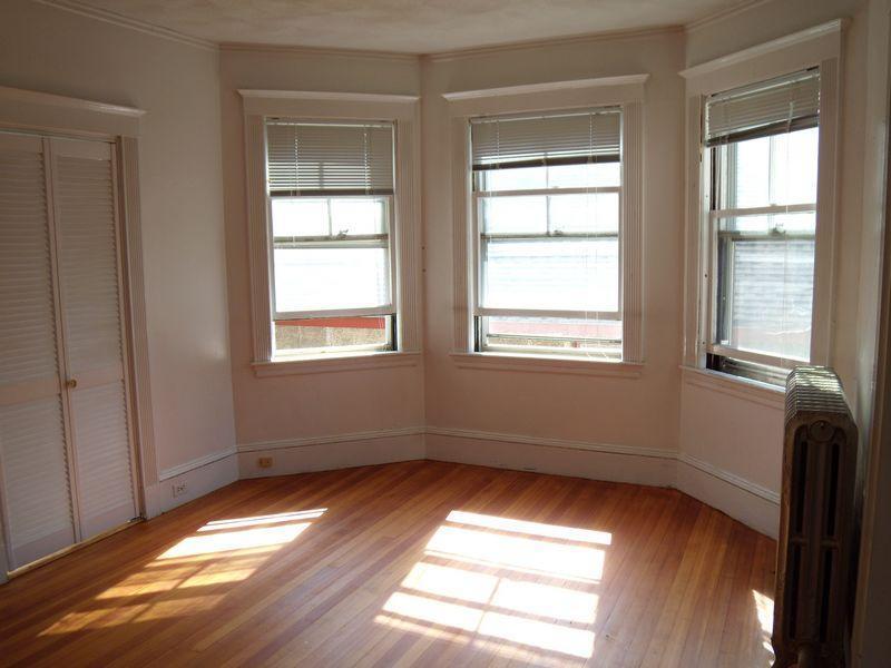 Building Photo - 79 College Ave