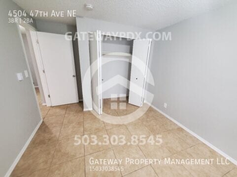 Building Photo - 4504 47th Ave NE