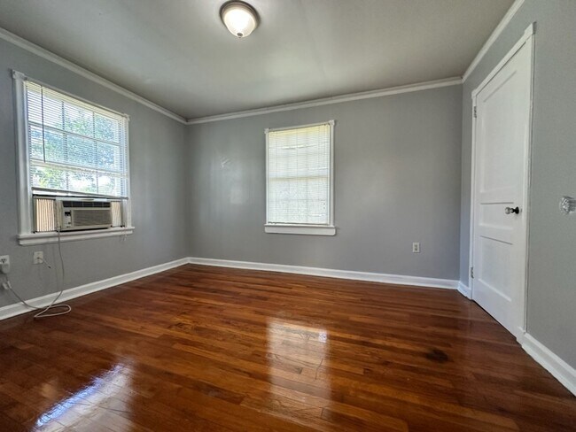 Building Photo - mks2547