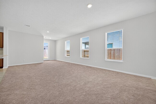 Building Photo - 7515 Sunlit Hbr Dr