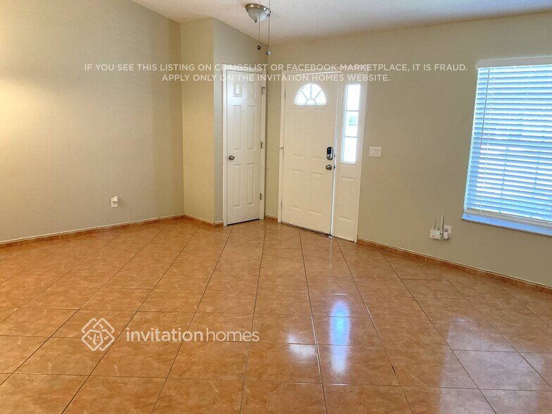 Building Photo - 9472 Brackin St