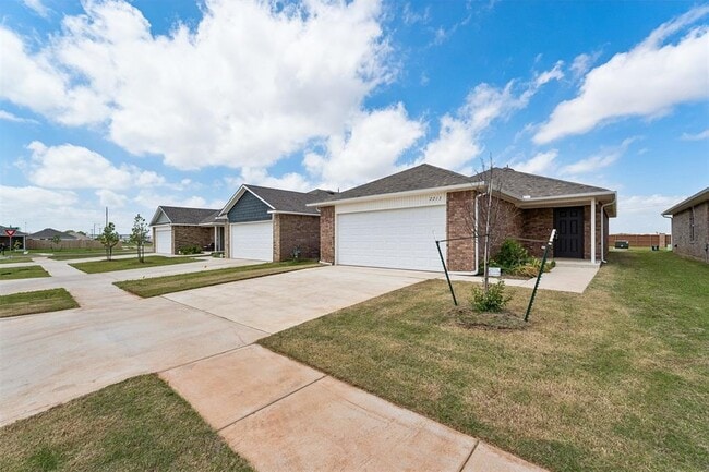 Building Photo - 2213 SE 89th Terrace