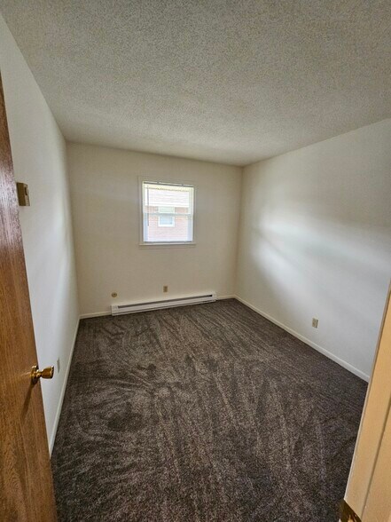 Building Photo - 1621 Blanchard Ave