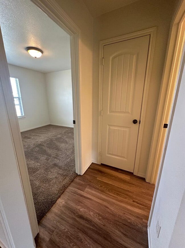 Building Photo - 6133 72nd Pl