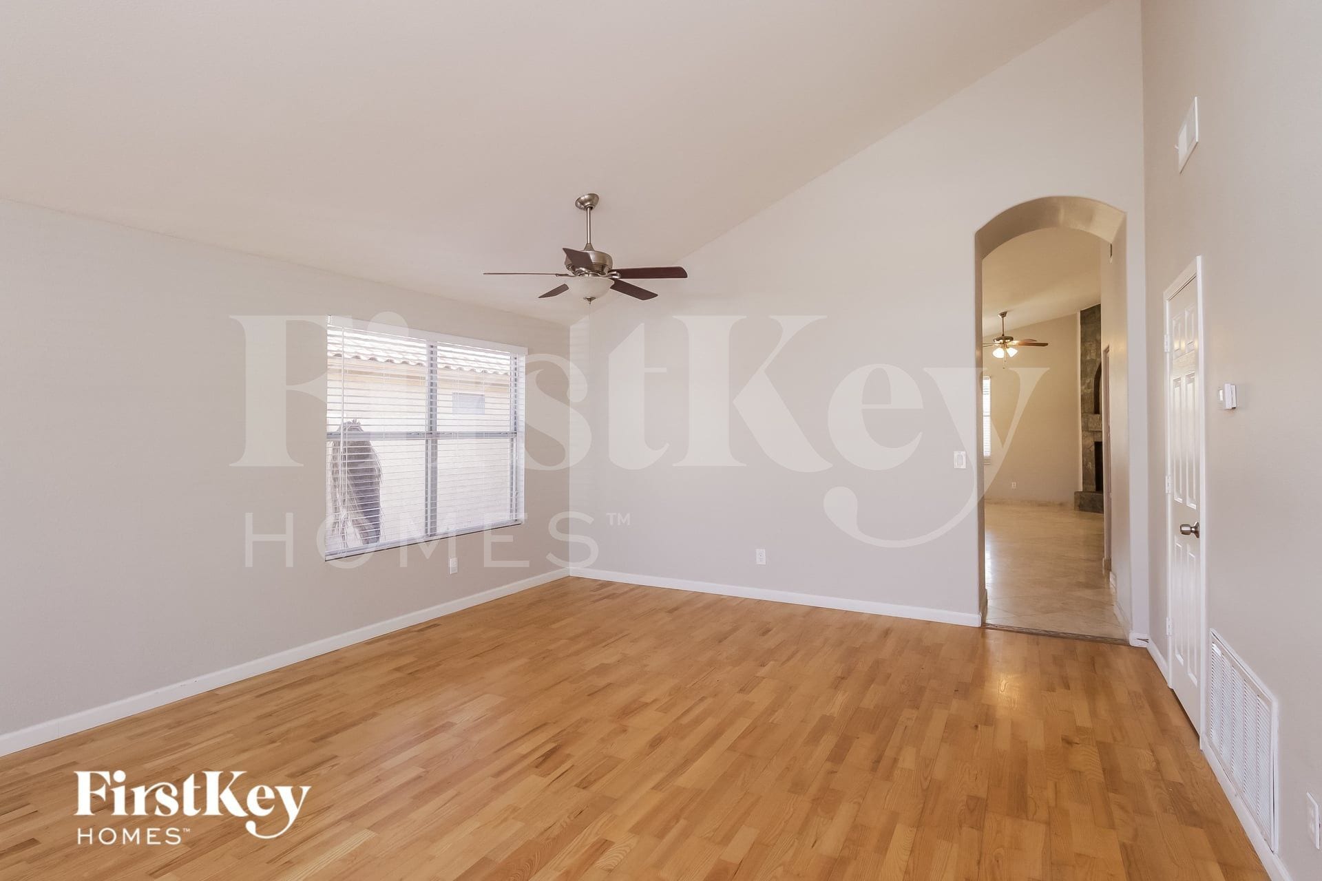 Building Photo - 1831 W Wildhorse Dr