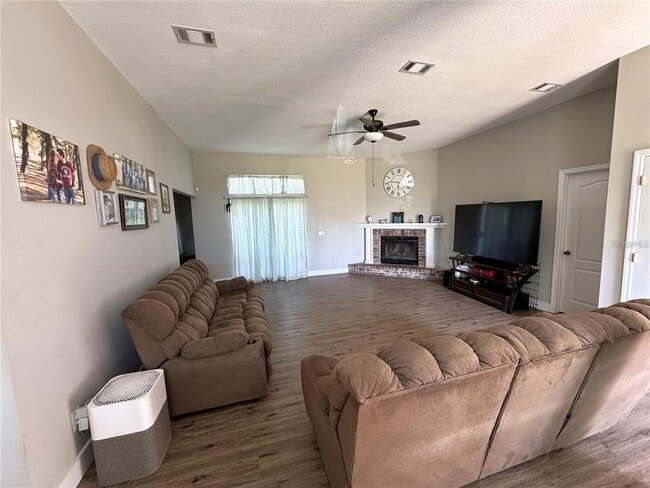 Building Photo - 508 Tracey Dr