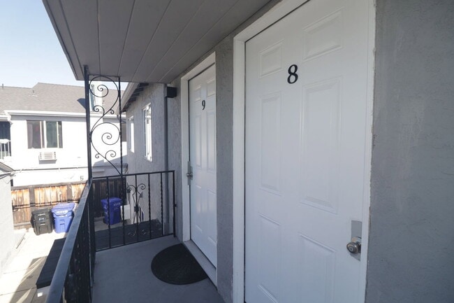 Building Photo - 4239 Swift Ave