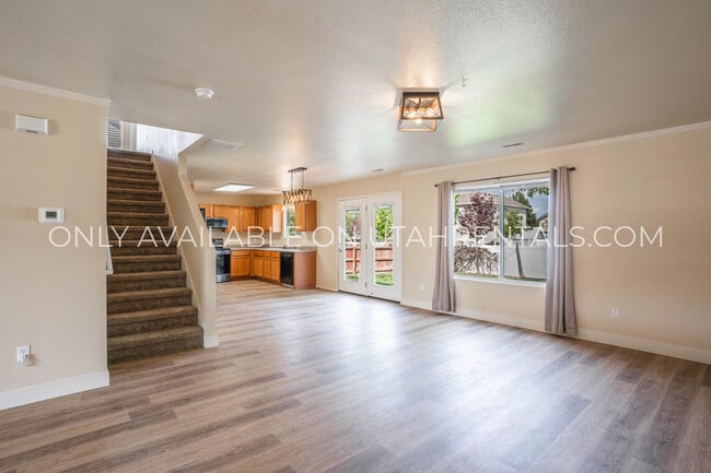 Building Photo - 215 S 1050 W