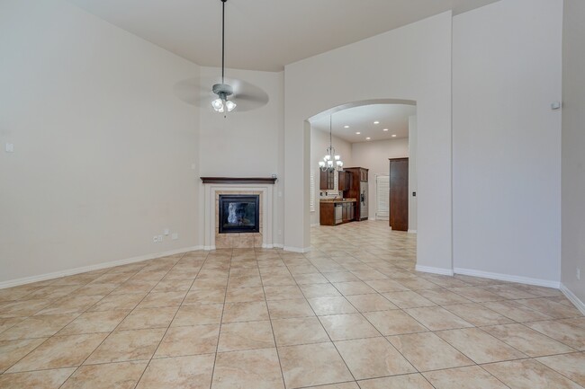 Building Photo - 11457 Lucio Moreno Dr