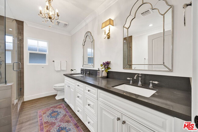 Building Photo - 4621 Allott Ave