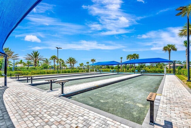 Building Photo - 6221 Fish Eagle Ct