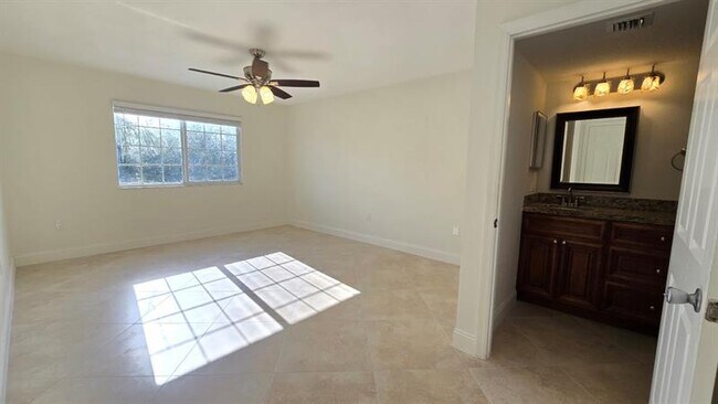 Building Photo - 5021 Wiles Rd