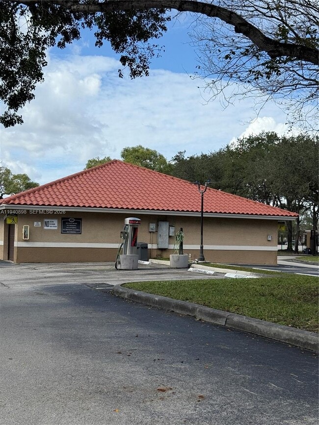 Building Photo - 11650 SW 2nd St