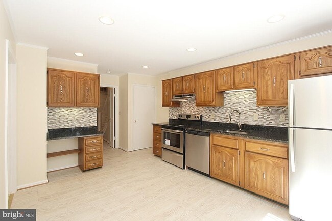 Building Photo - 2354 Wheystone Ct
