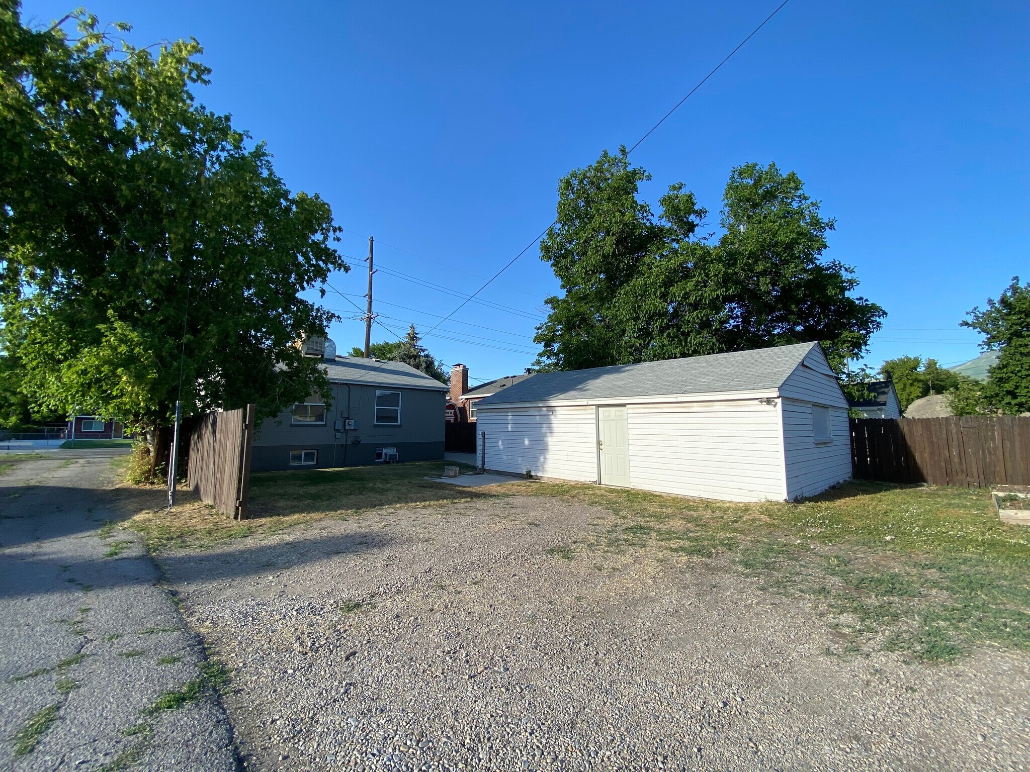 Building Photo - 844 E 2700 S