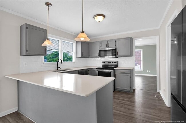 Building Photo - 6028 Lake Trail Dr