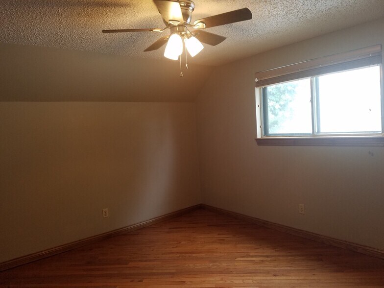 Building Photo - 4816 Michael Dr