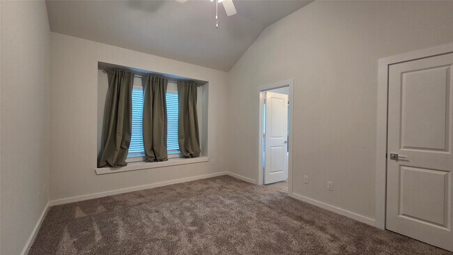 Building Photo - 7846 Grand Louis Wy