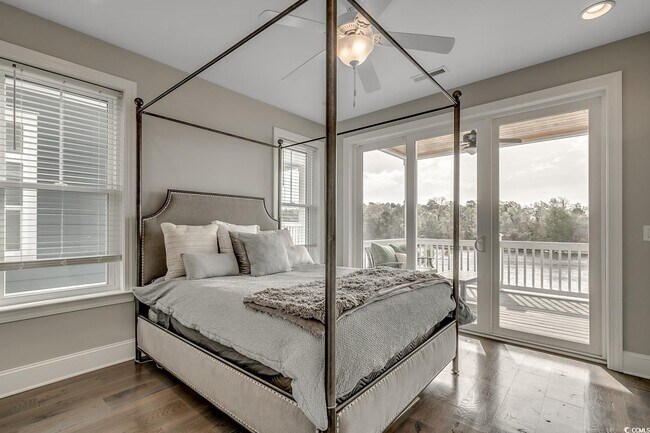 Building Photo - 455 Harbour View Dr