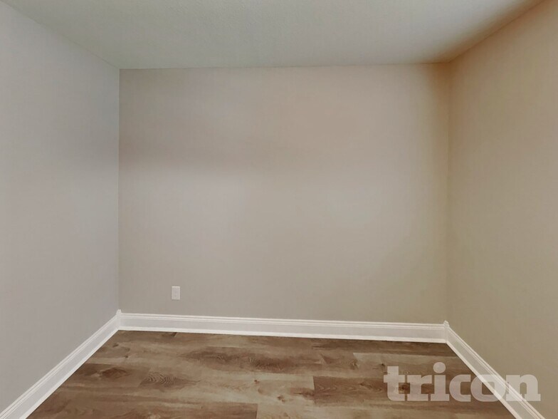 Building Photo - 1336 Allmon Dr