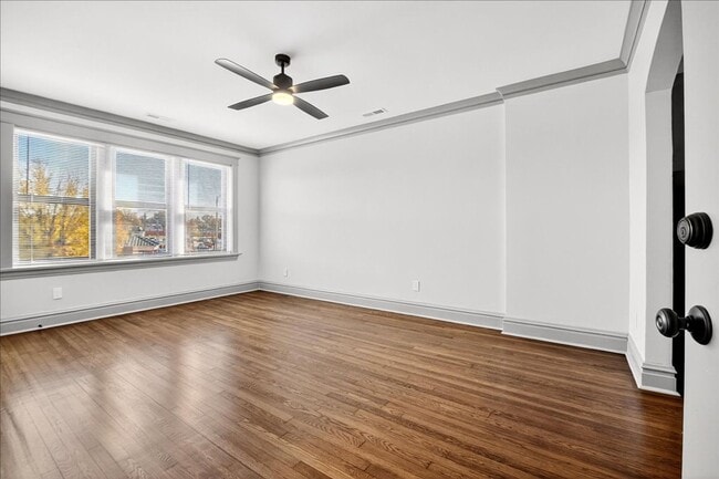 Building Photo - Glowing, Girl