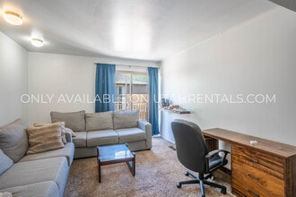 Building Photo - 1080 E 450 N