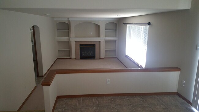 Building Photo - 4321 S Stonington Ln